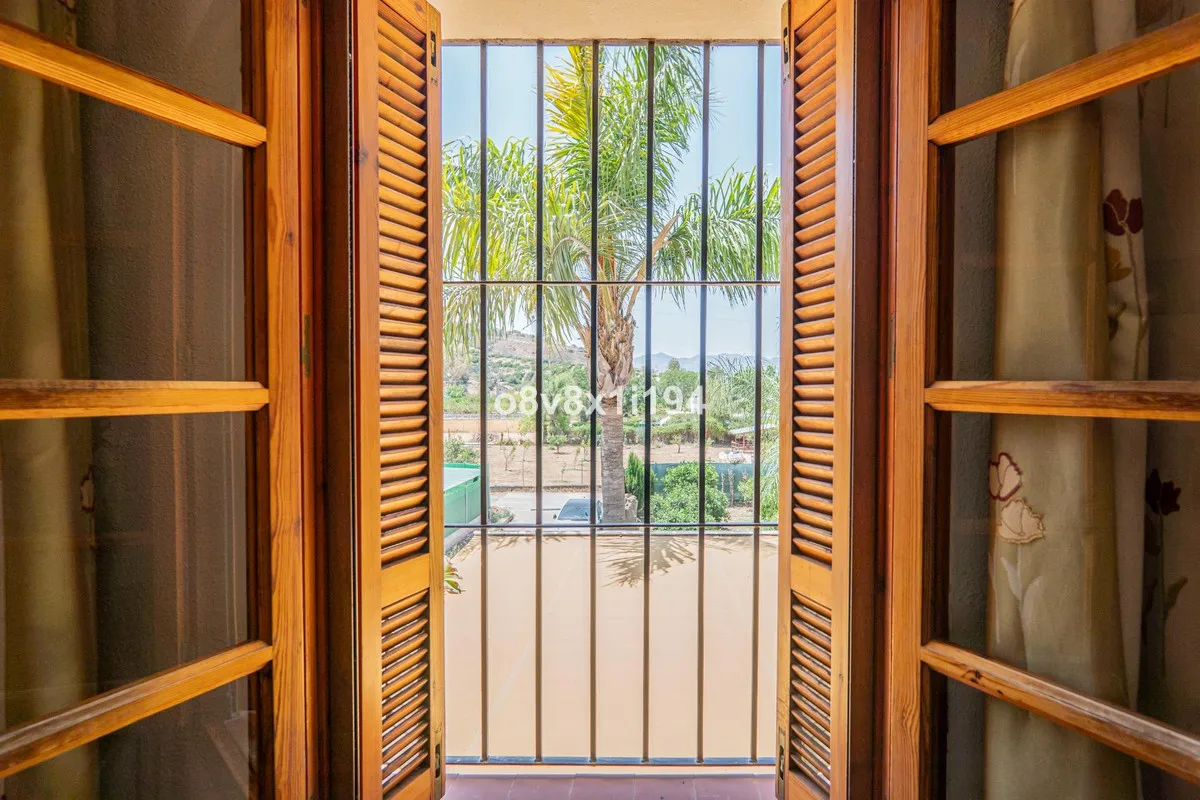 aa335eca-cffe-4597-833c-e8e1717307d0