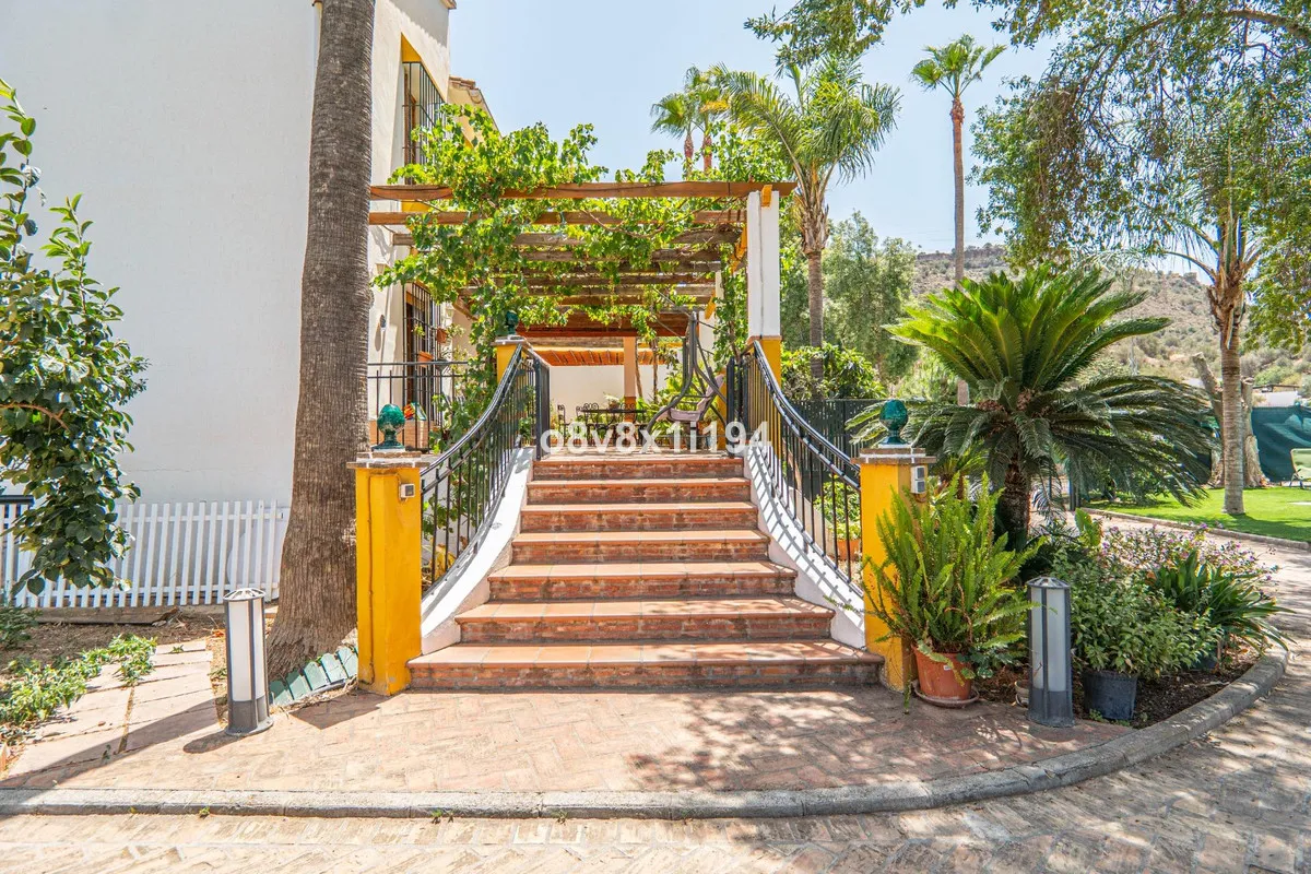 eb75d13f-9b15-4172-b377-289e69097484