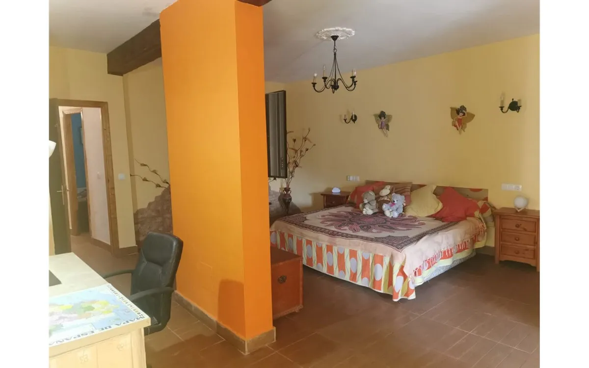 de85169d-37c3-465e-ac1f-aa1dcd4e4136