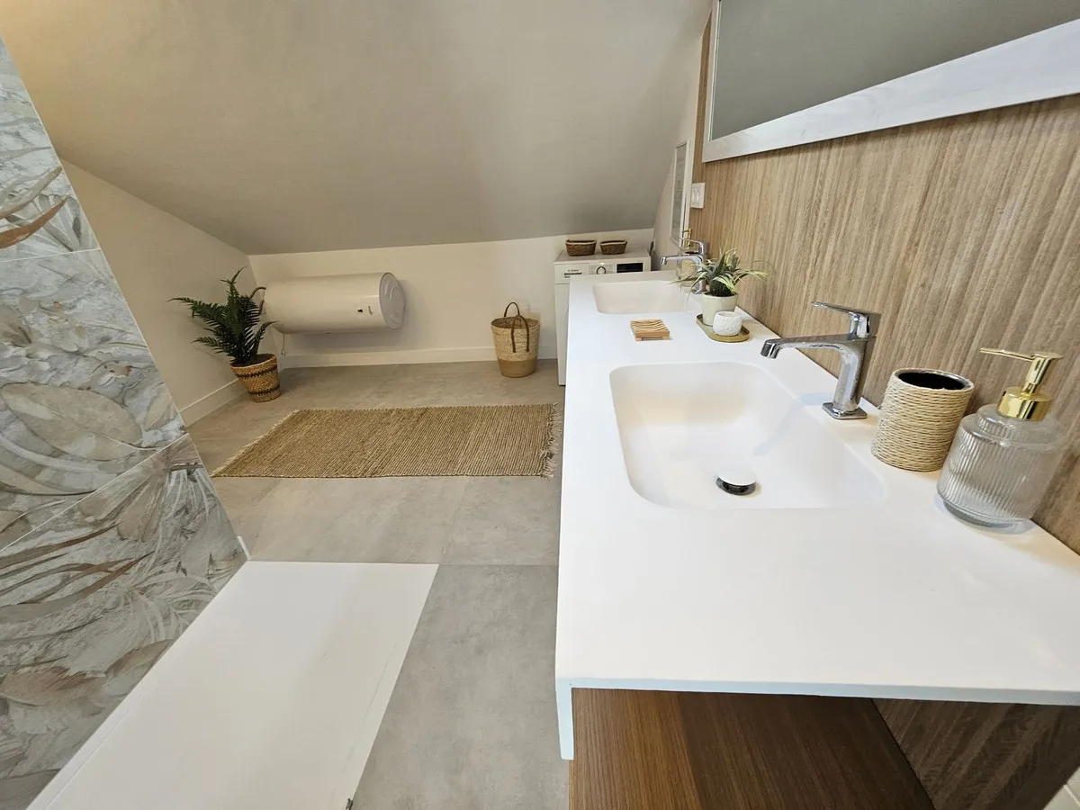 0838d752-c194-464b-8bdd-b3c3bb70346a