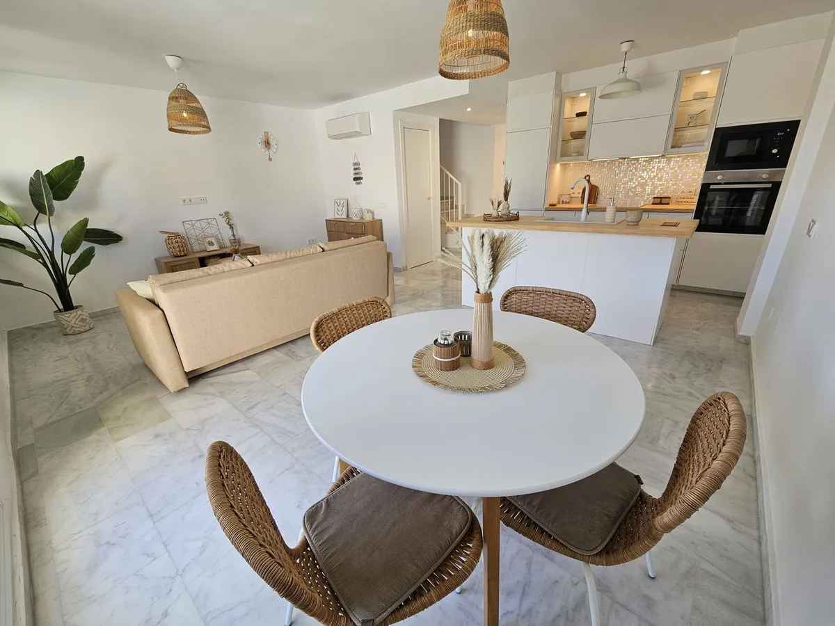 dd88e470-4d8f-474d-9f86-f3d7b4b498e3