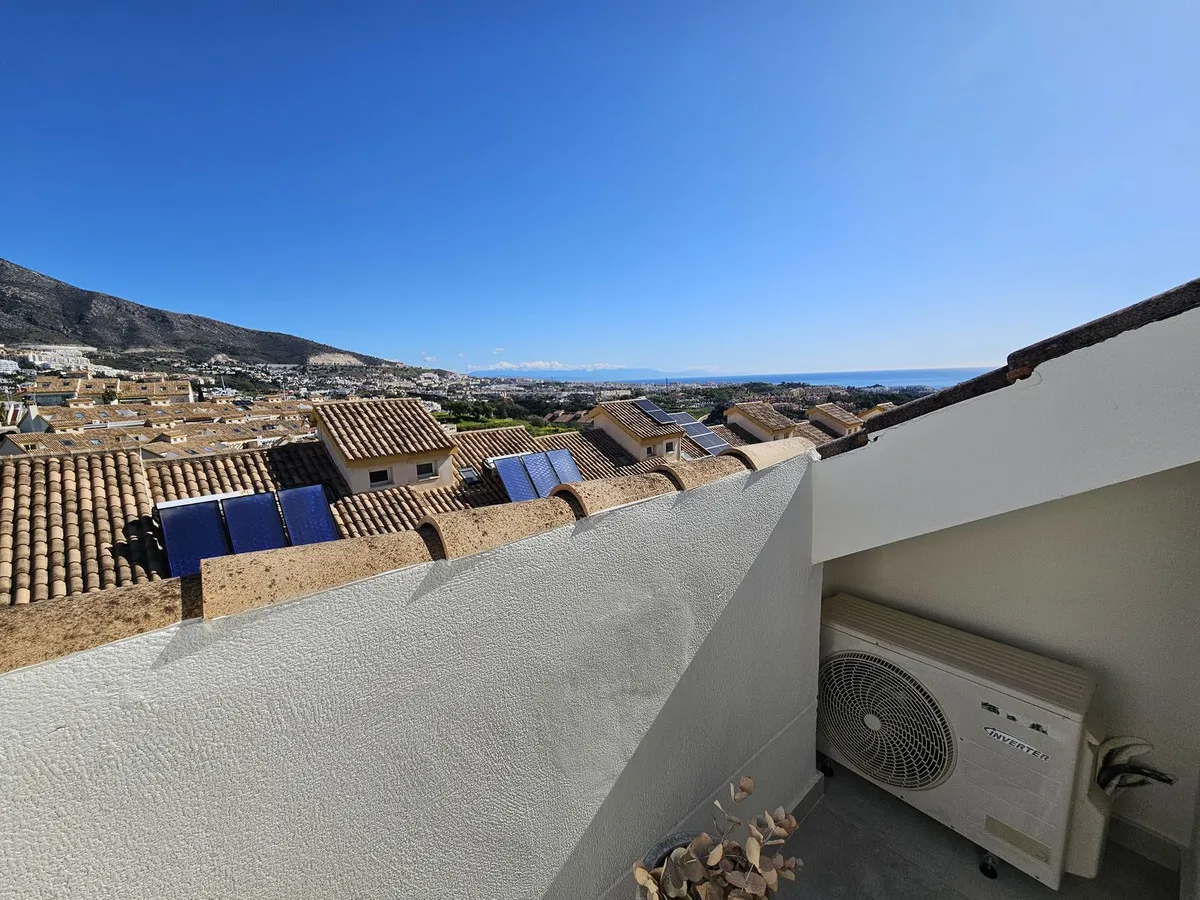 fef3148d-8211-4a80-ad66-5eed6f73d932