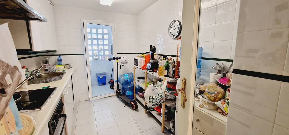 ca2ca0ee-bd41-473b-ac23-254285b01c21