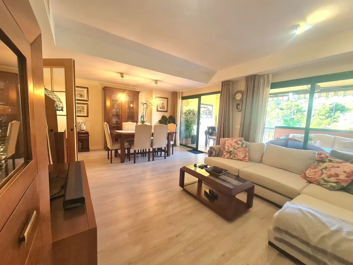 25c75eba-c205-47fe-8aa1-4f731490f231