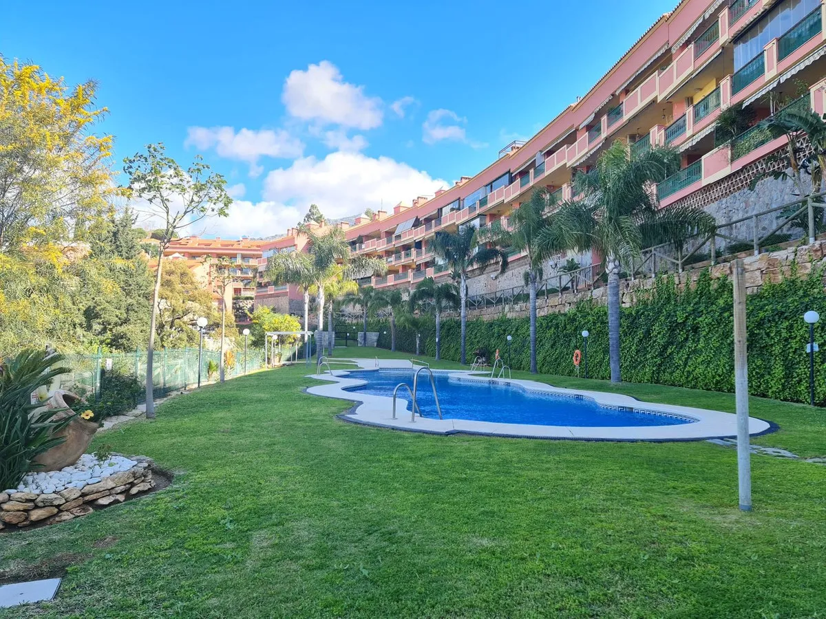 3290c775-2ffd-4334-a89f-e78b7fbf7d1a