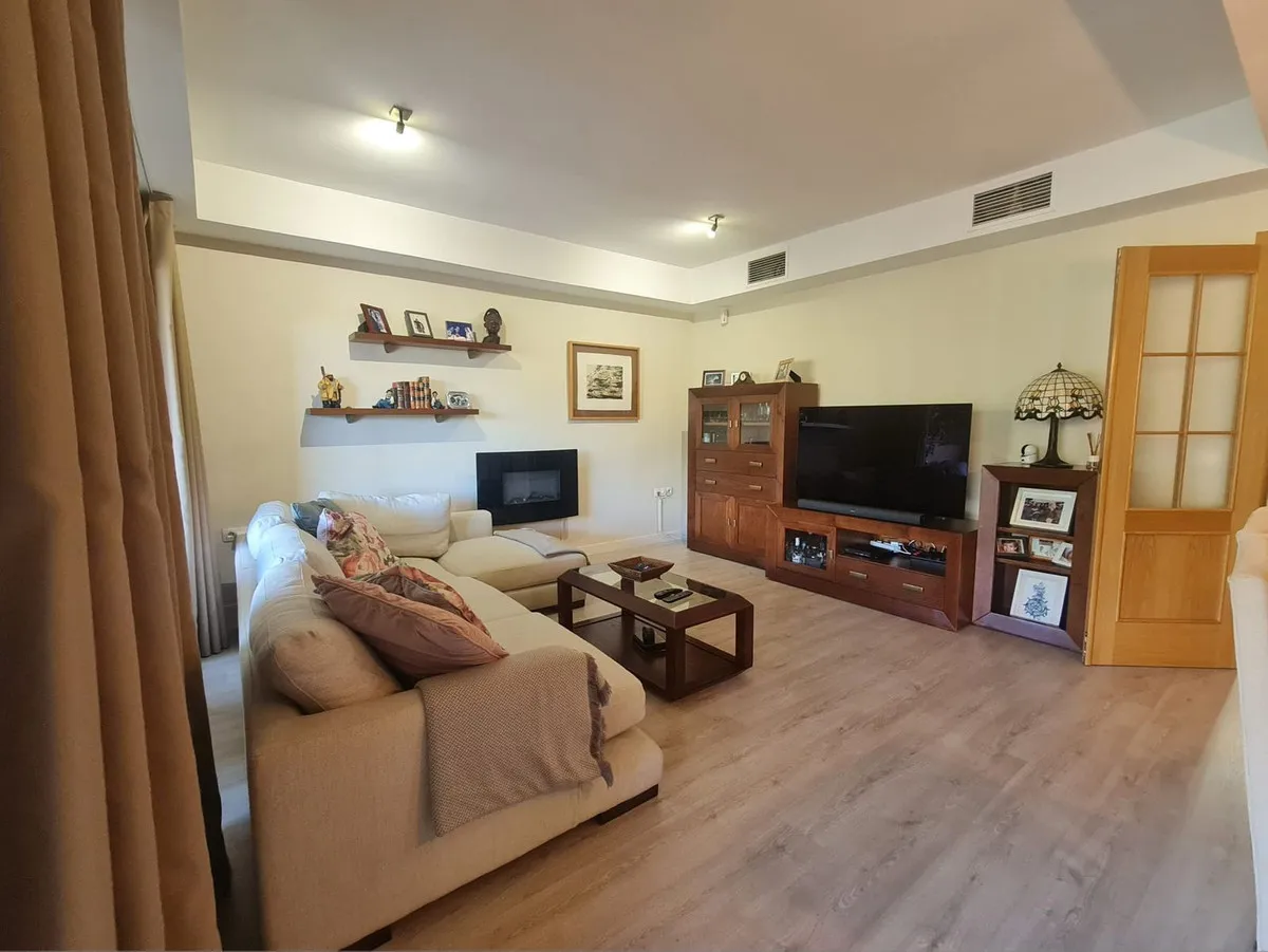 ac10bea6-2164-4ce3-9869-cf545232050e