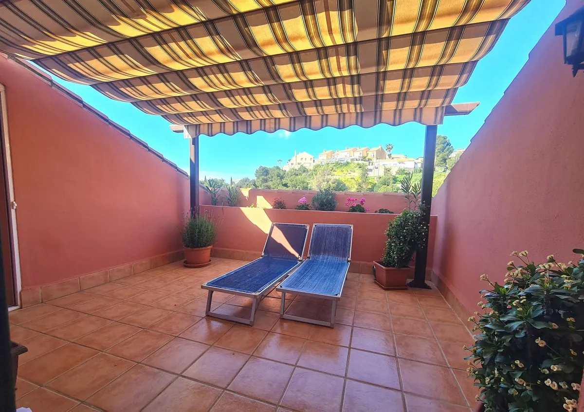 ed744547-33b9-454d-a51e-cf56d7a09011