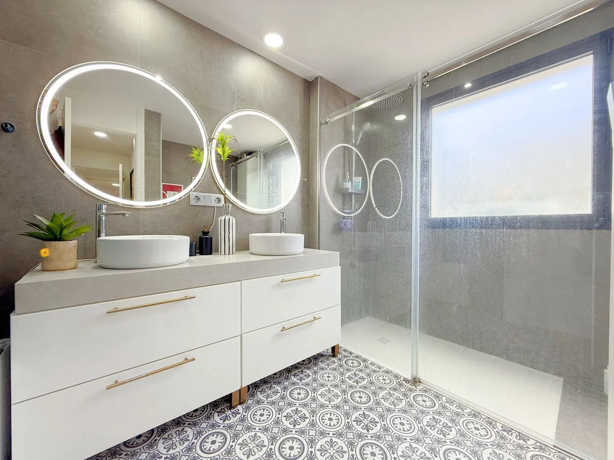 20e4d4be-6f73-4609-b6ac-bc2000db41cb