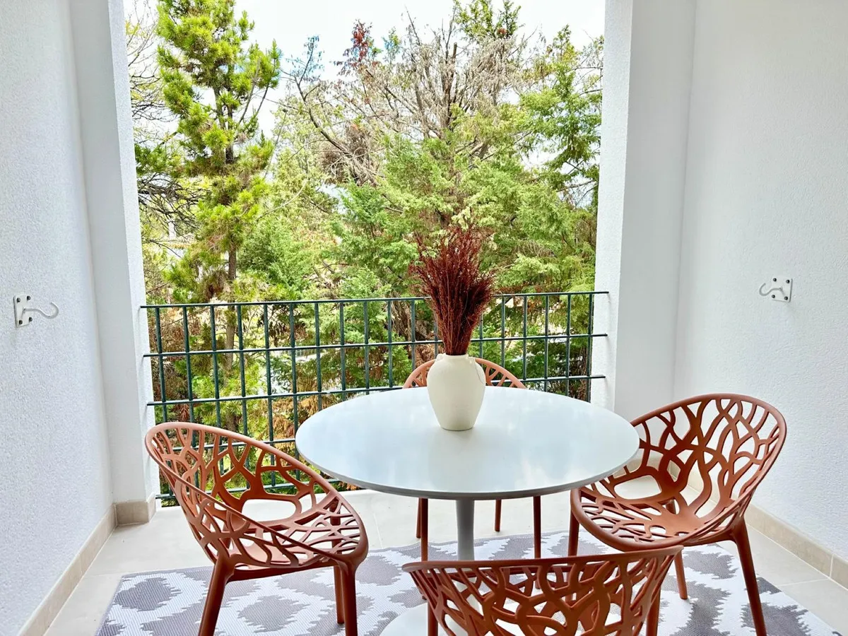 8ed7db1e-ed01-4fe3-9d10-cd55bde65890