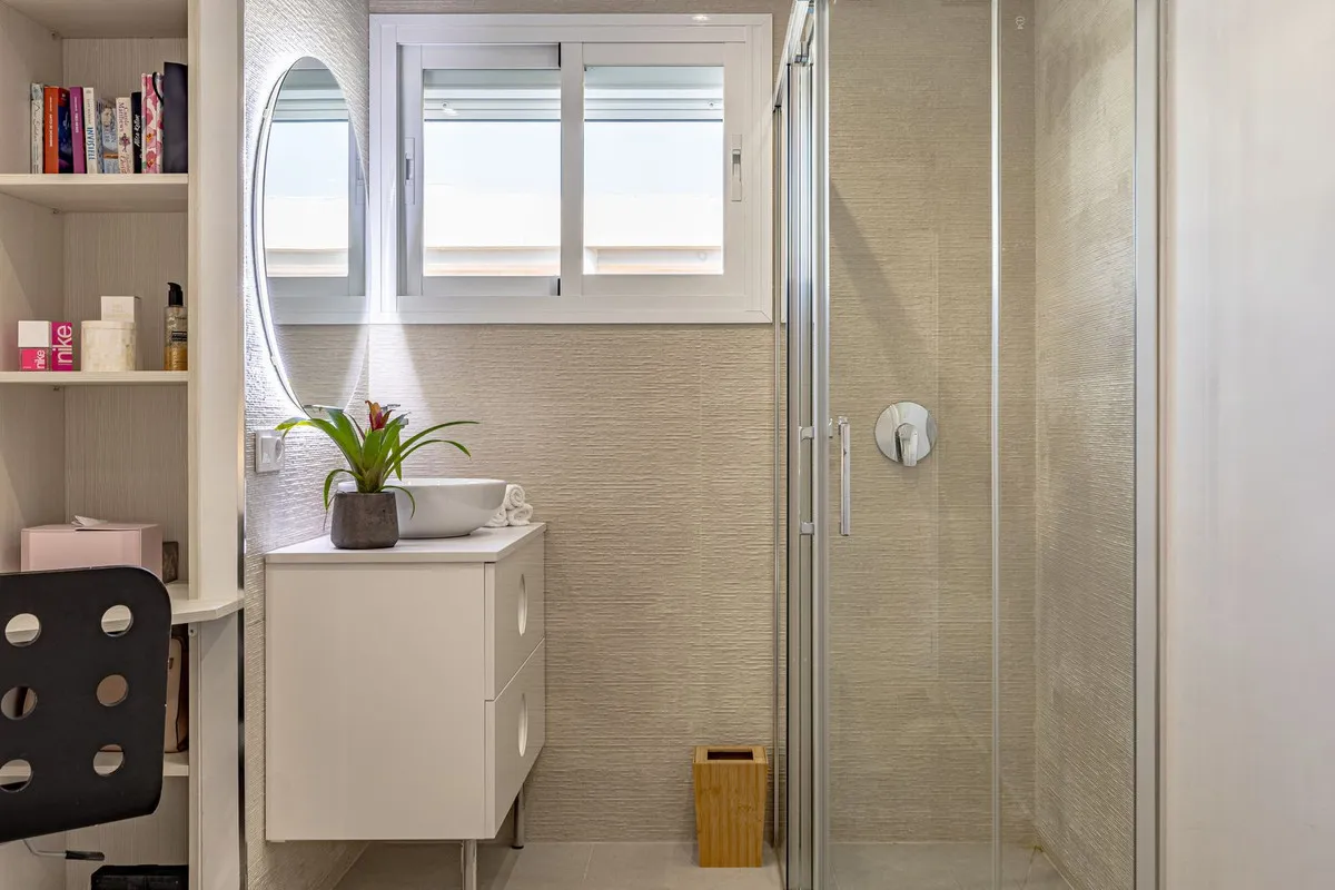 edcd81b3-43d0-4e0c-bec2-39e84b2b8648