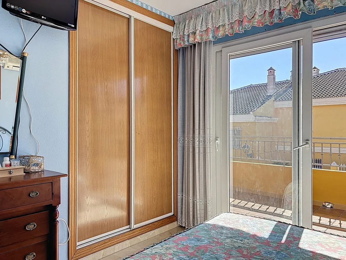 300740a7-8c22-4657-a154-ffbcf1ef04bf