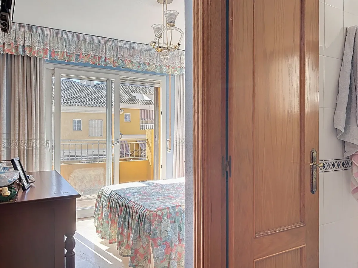 380e6946-ae21-4f2f-a460-12ffbc316b40