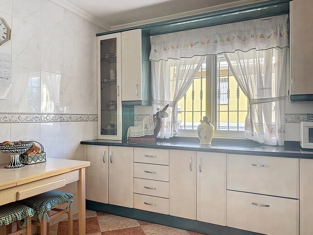 49e3c8ee-da0b-4226-a8f8-3e5f8f35e92a