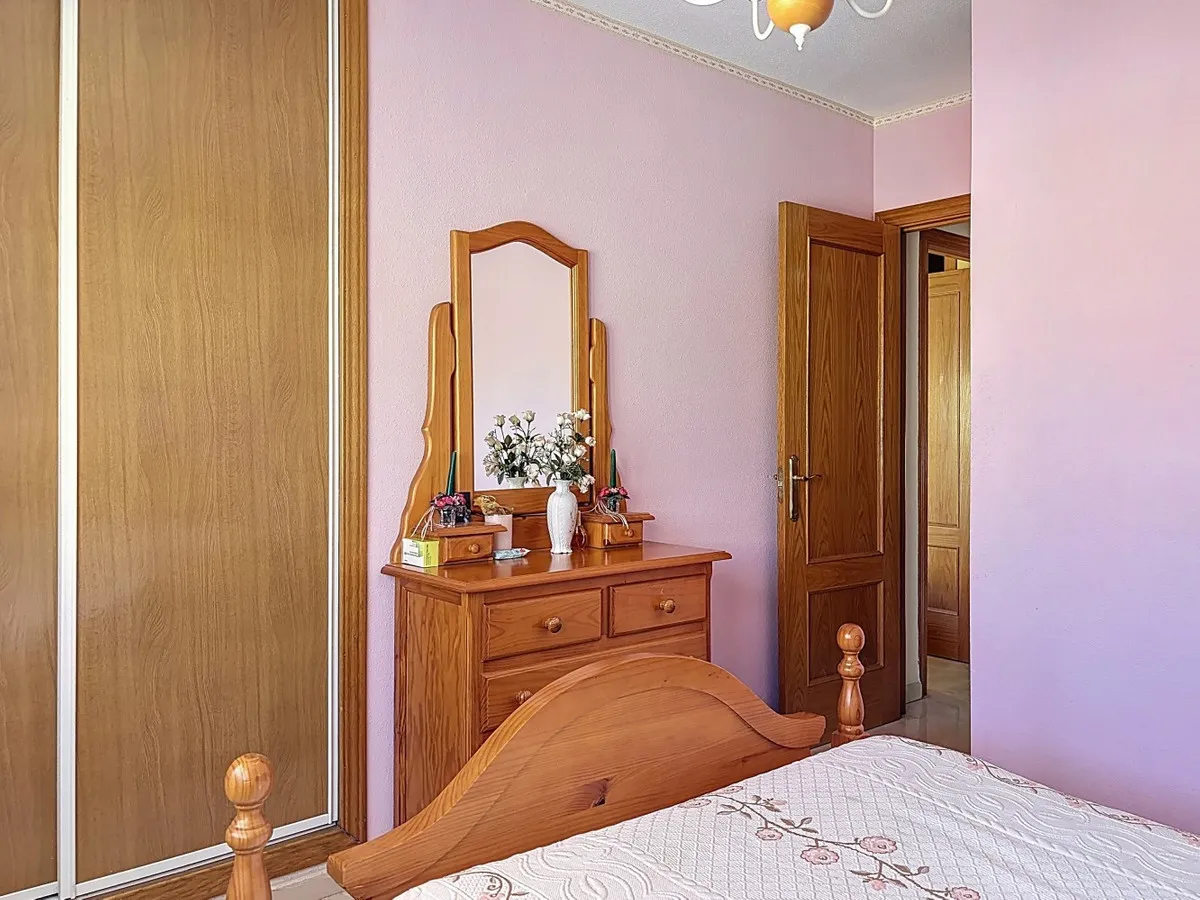 8f520309-b573-495b-84a0-e27fc9844cb0