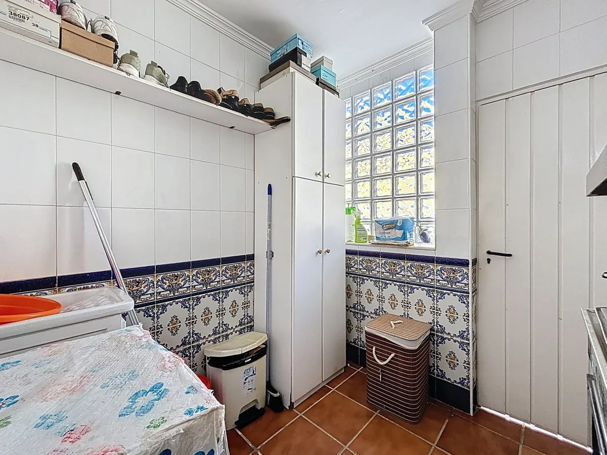 dee30951-f4b2-4845-b733-15f1c75ae019