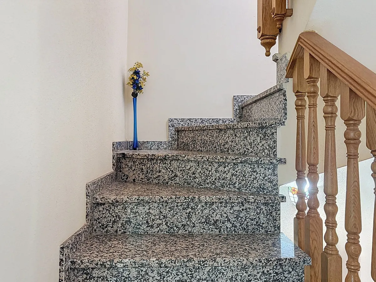 f3c87173-45e6-4d4a-8517-5c53ea8c1294