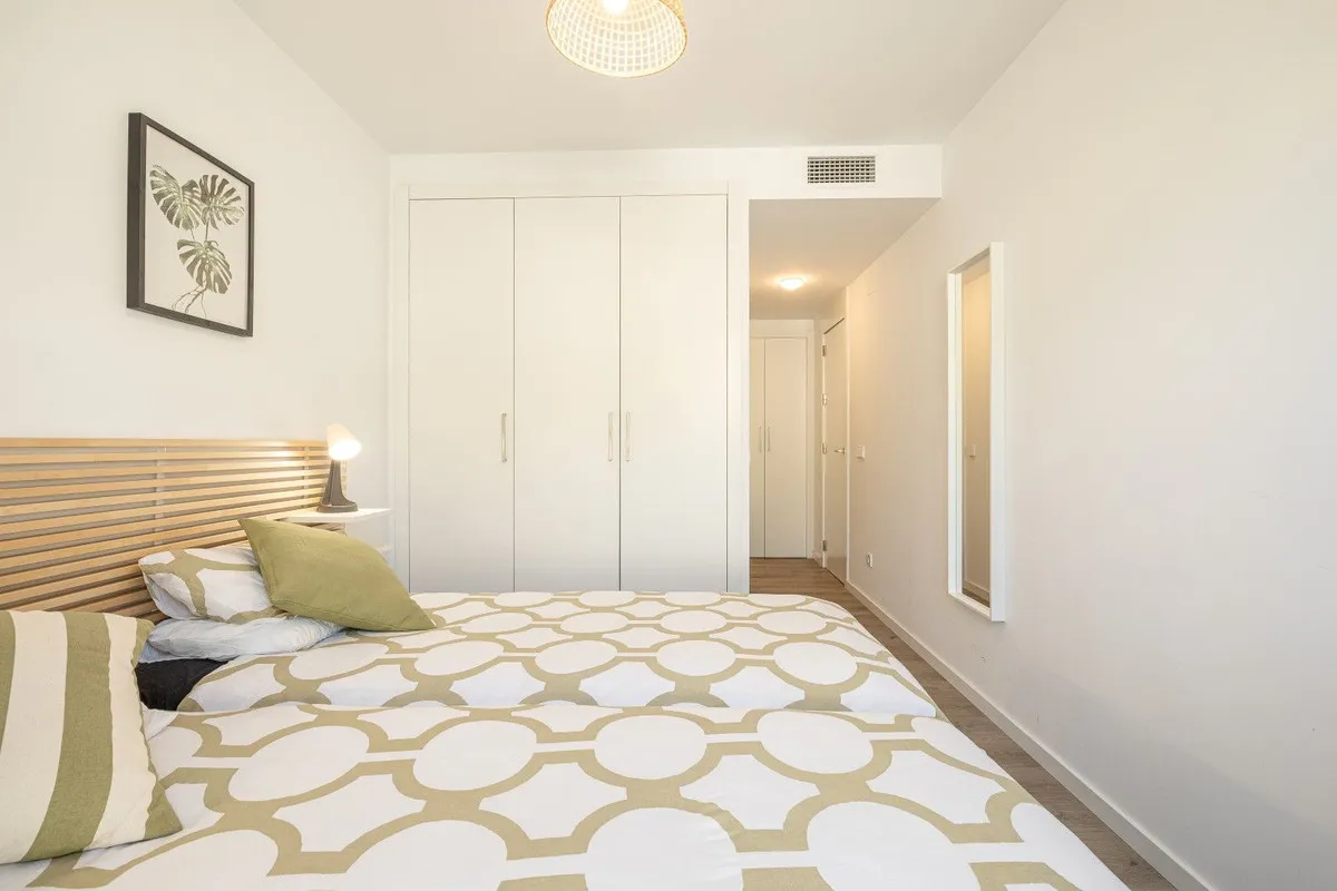 4f6c51eb-150a-4a07-90d0-a83e1c2e7ce6