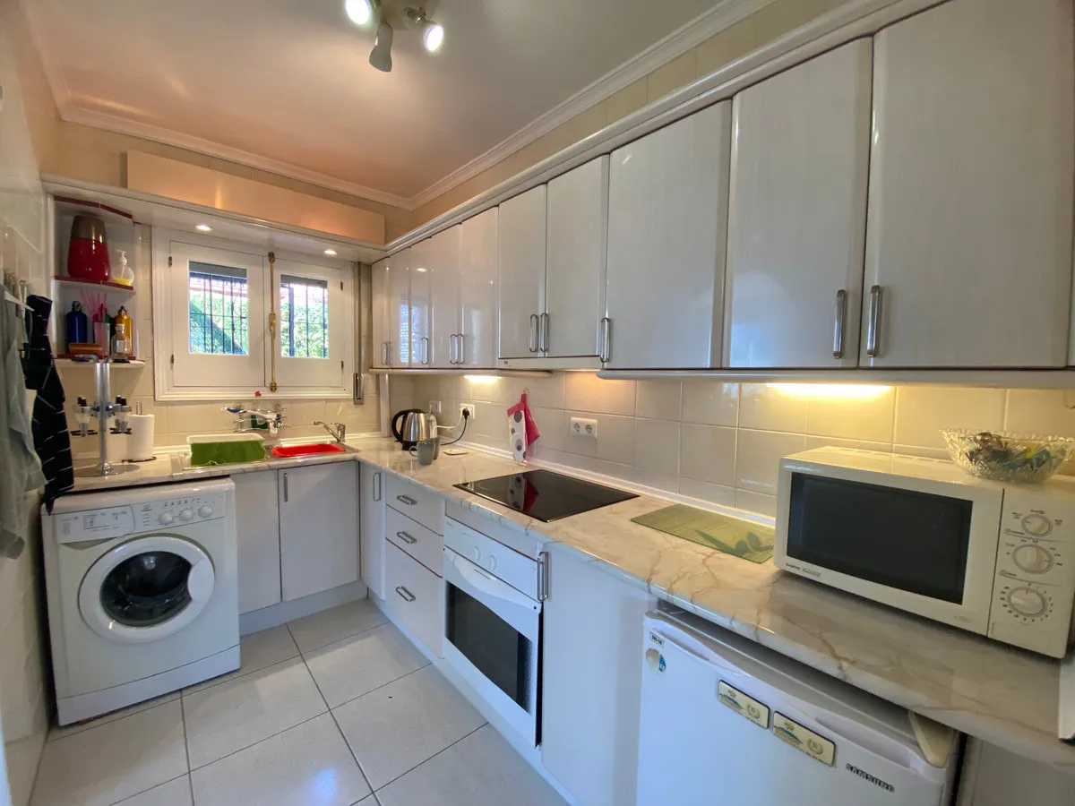 48b9f14e-5695-4fc1-a609-1b2af7b4bd74