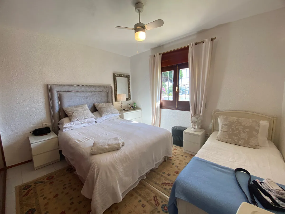 a1fe8750-245e-4334-8f9d-653ef695a628