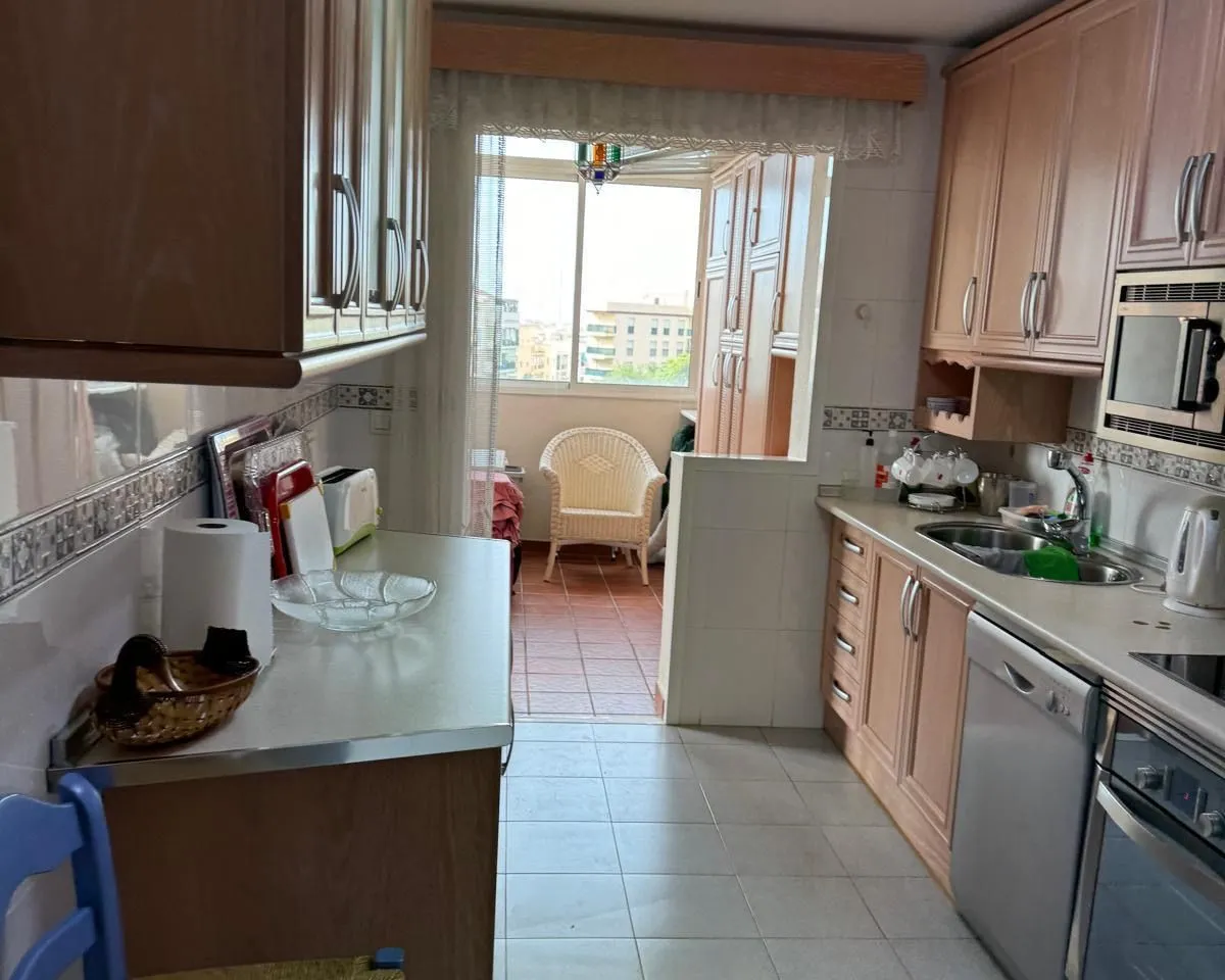 87cf04b5-0fe8-48d3-8420-b4ade8312351