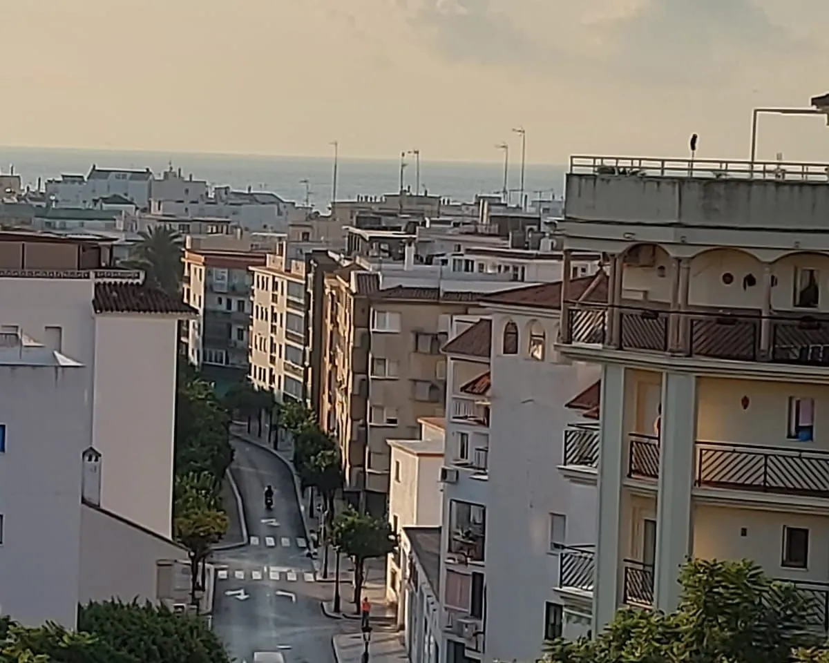 b453a5b6-1eb6-4f72-8d4b-5890de47f849