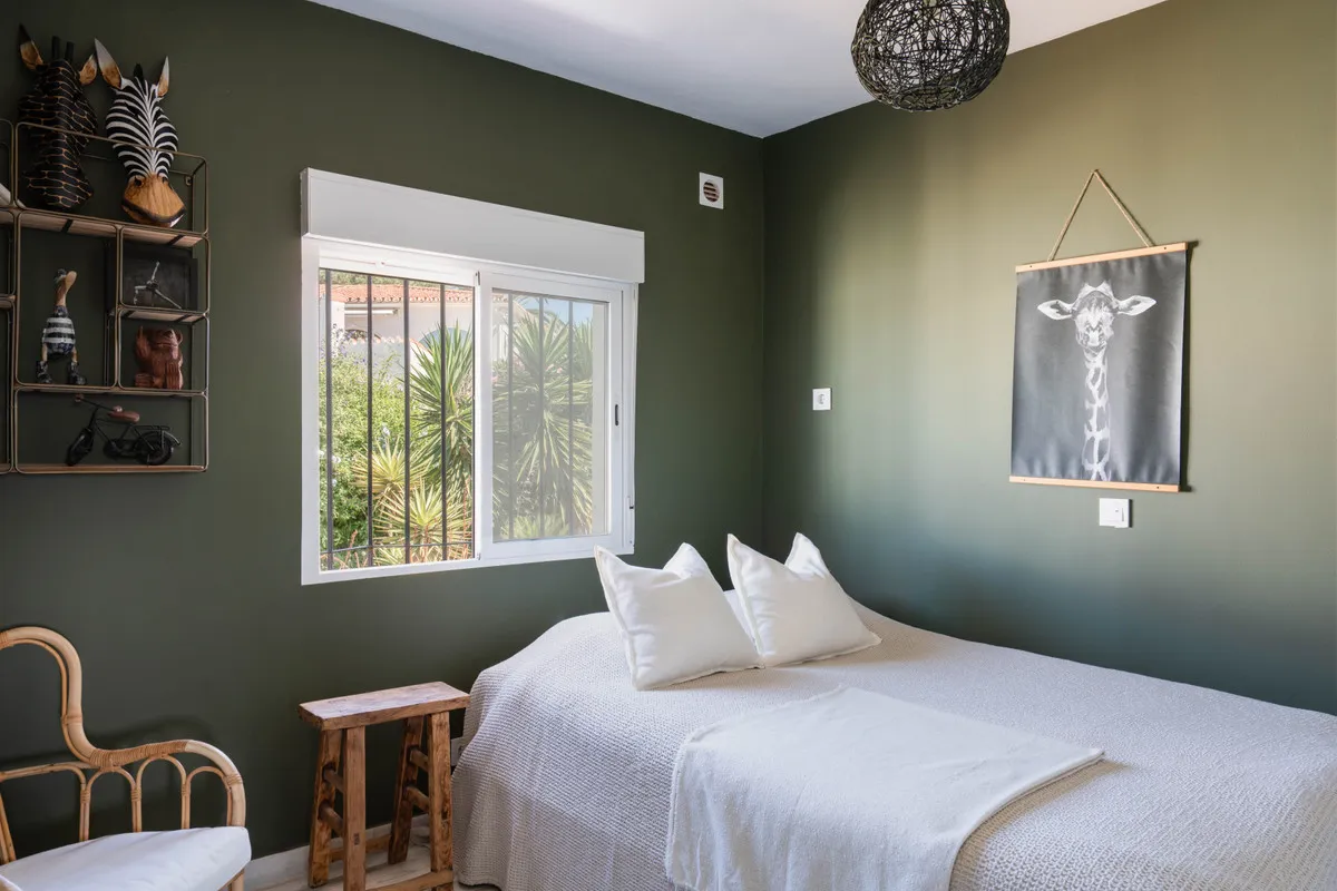 6a15a730-cba7-4c5a-b71b-4a5fd4fc3df3