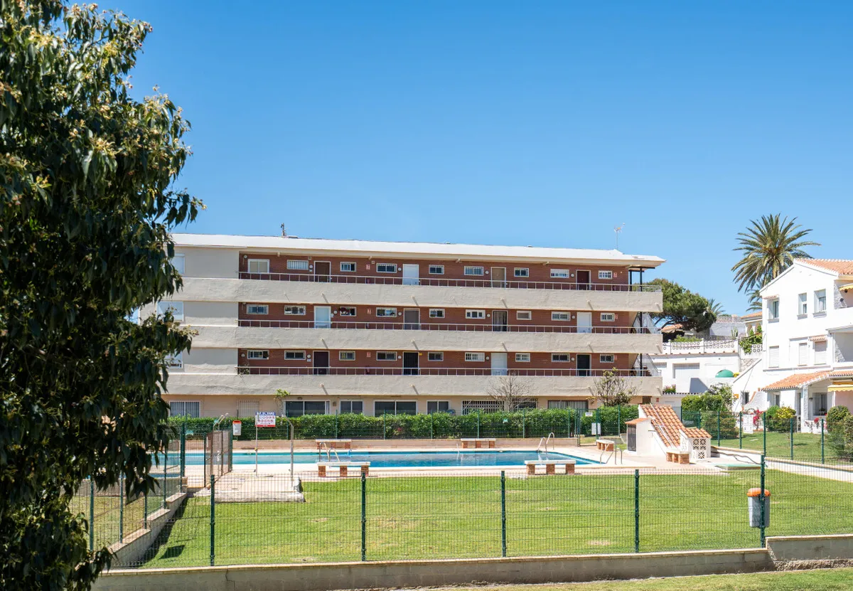 c6df2cc8-adca-4f5a-8a39-53c7048b7eed