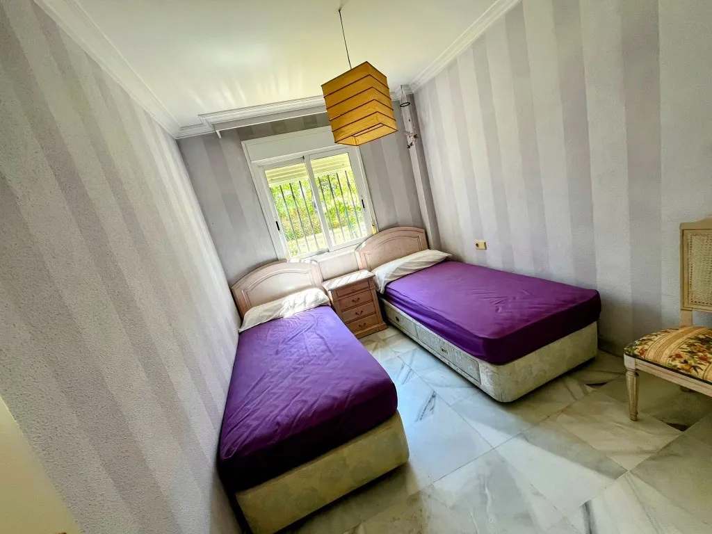 43061dfa-236d-48c8-b882-563a7a17a309