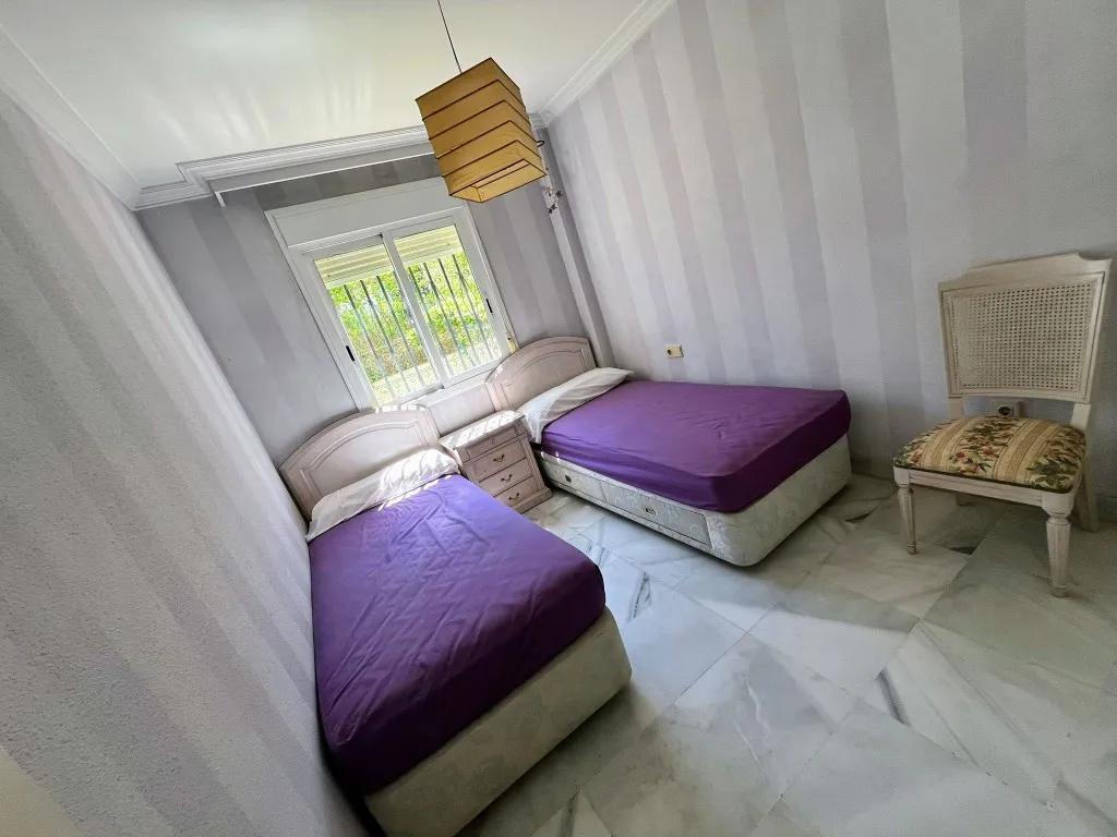 7def79ce-f3e4-4ae8-9ccf-cbe443bf3e47