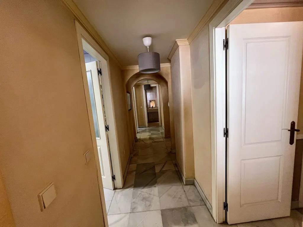 d9f2eb06-878d-452c-8f21-c2f87714058e