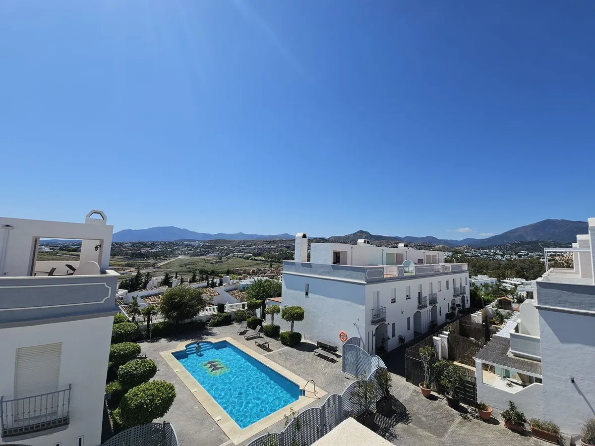 1f8ec2c2-7589-47c6-bf11-a1916747586d