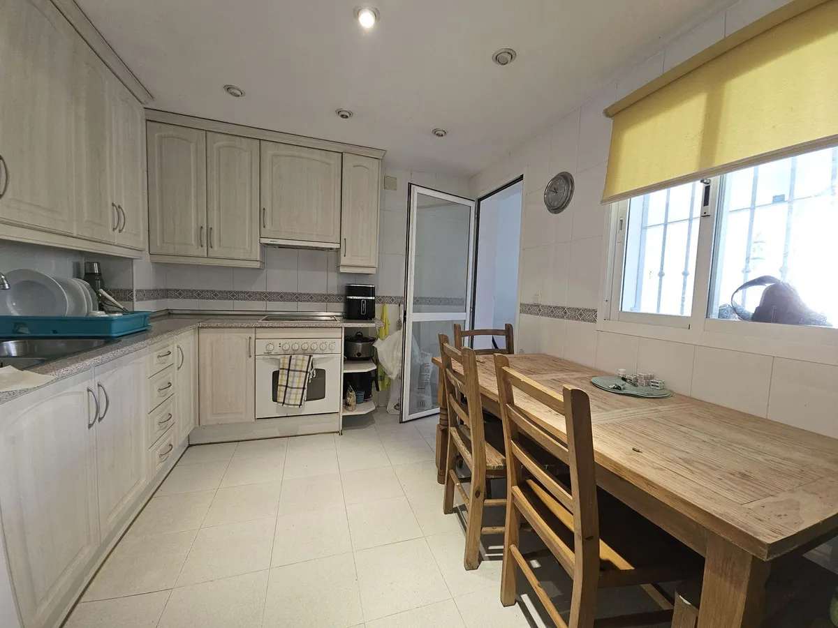 2fe9fb4a-9248-47ab-9e39-afecae2412a4