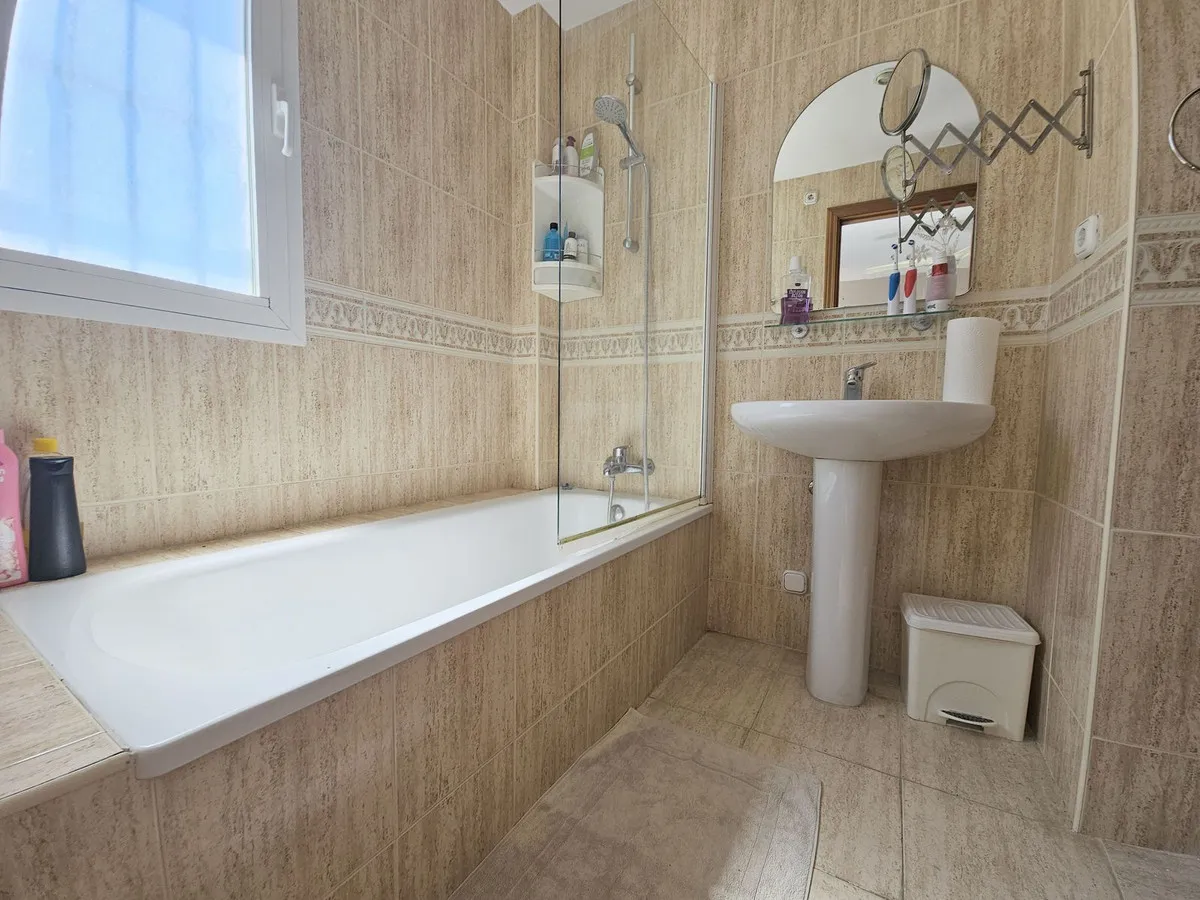 67ee4569-ce76-4da1-bcc6-f20df46a8edc