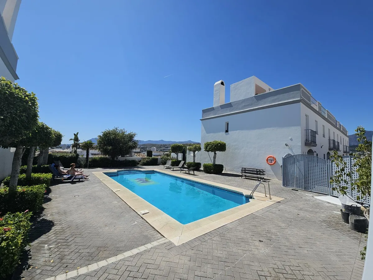 c033a645-45c6-4cc6-ae05-dd92a97291d9