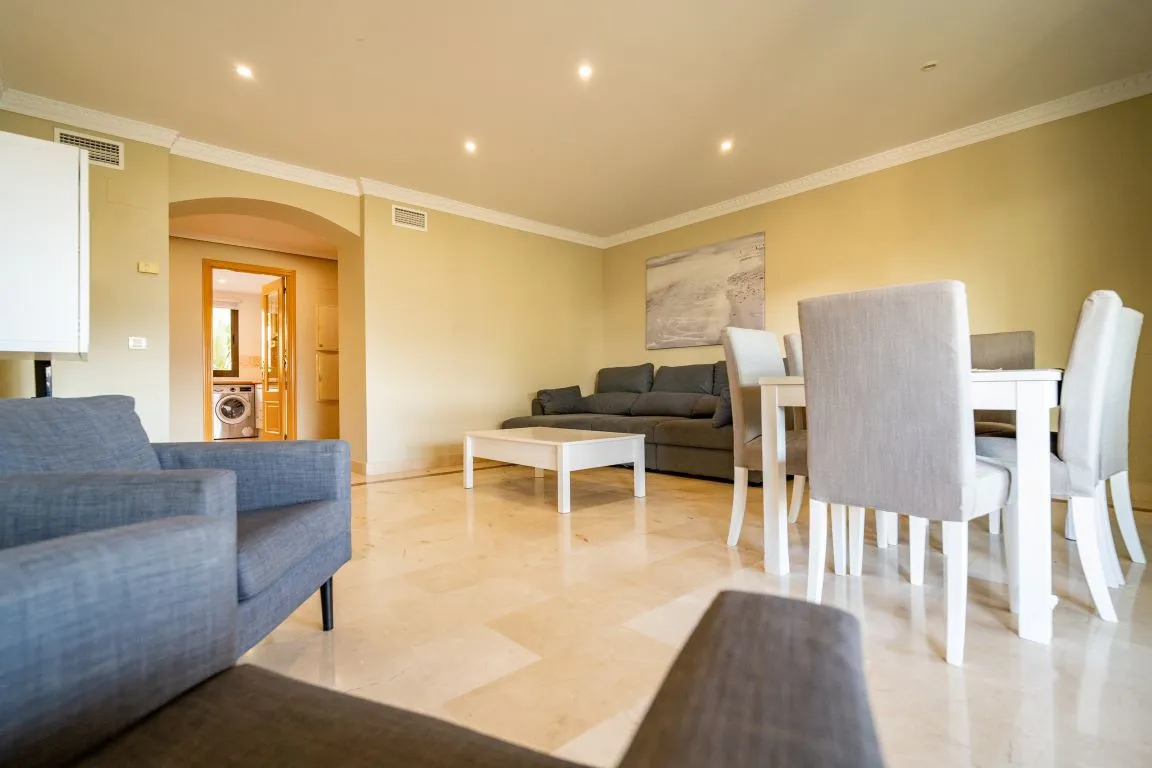 6e0bf236-f8c3-4552-96bc-82e286e22bcf