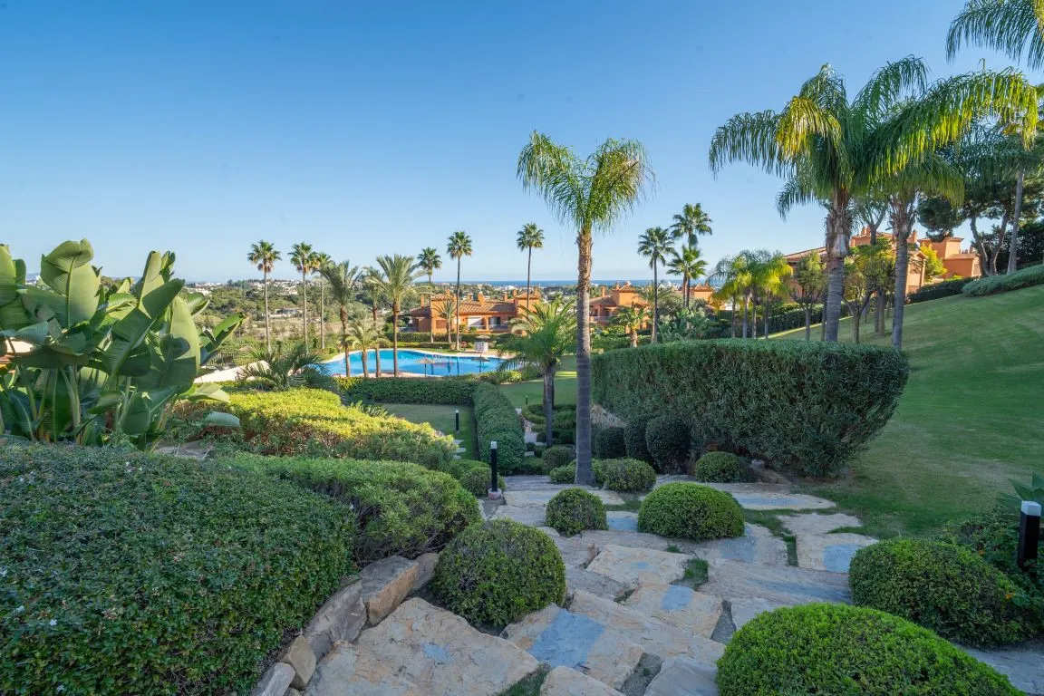 93883b45-289a-4f7b-be40-c348a8e886b2