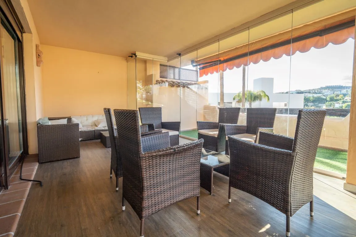 b9caa8b8-d879-406f-b5b1-9852522544d4