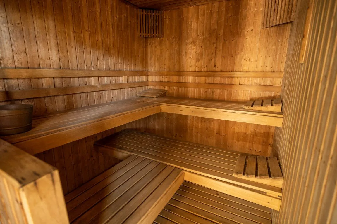 cb083106-565c-46c7-824c-864750730237