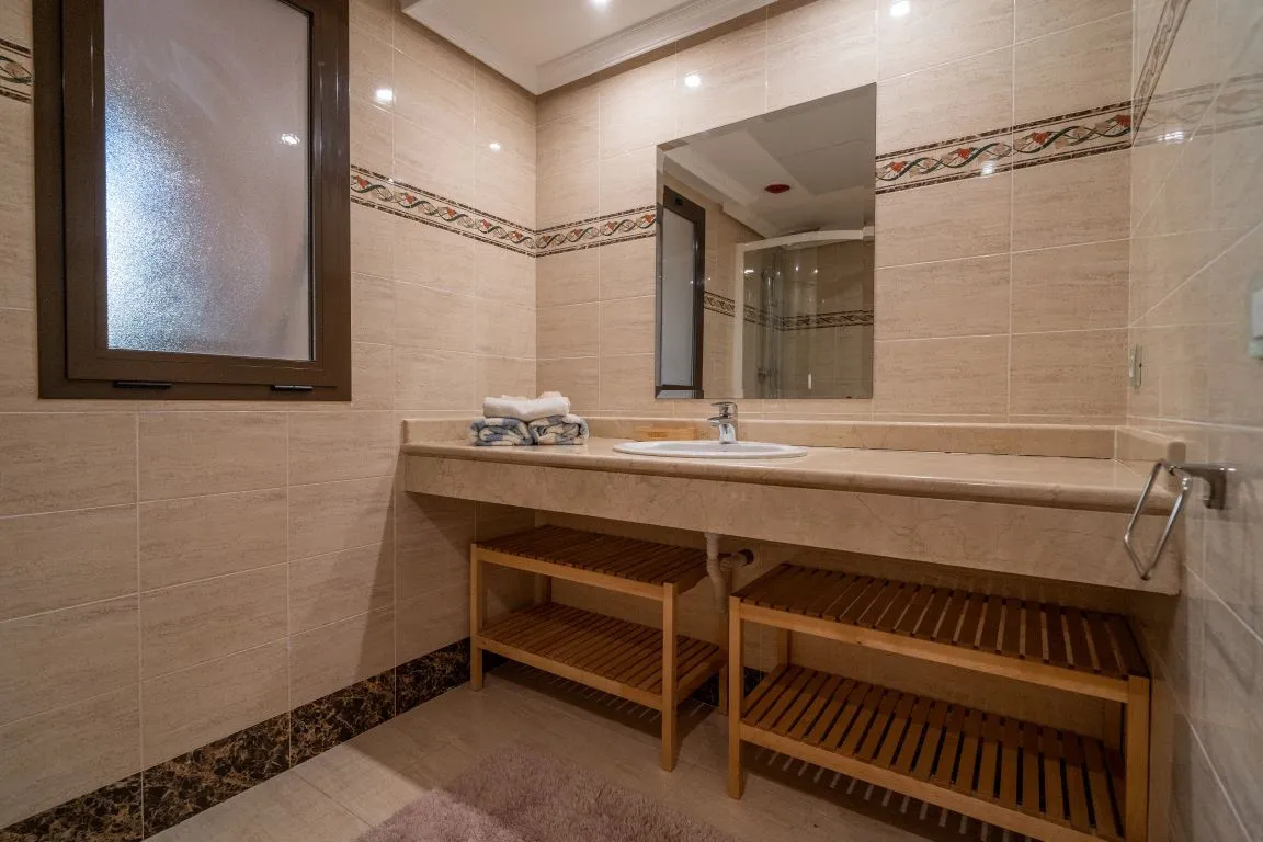 ce210bb0-2d69-4894-b4de-77e281ab3984