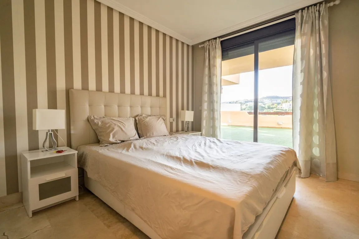 e1d8b48e-2fb7-41d3-9416-bfd78cd98208