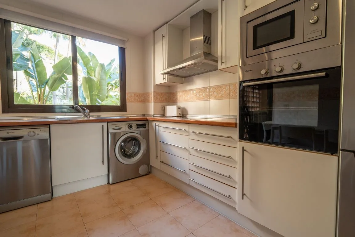 e4643dc5-c698-4d58-ae88-404a303210e4