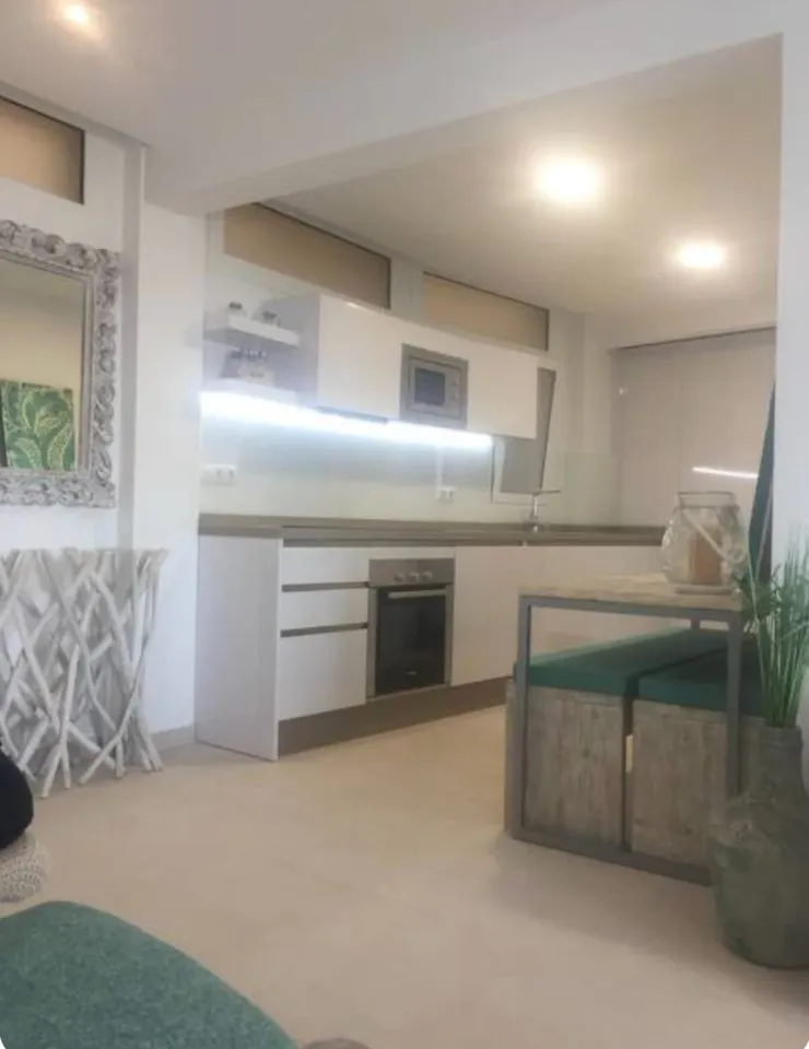 bc86c9fd-38b2-48b7-a2f6-f78e2ddcf26f