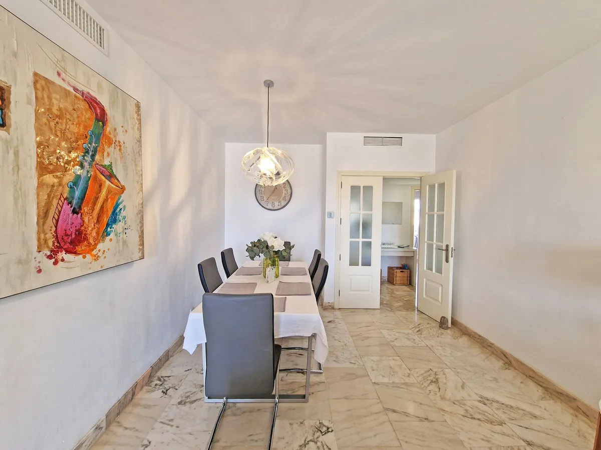 43a39d26-07c1-48a6-9826-4a205a9456b2