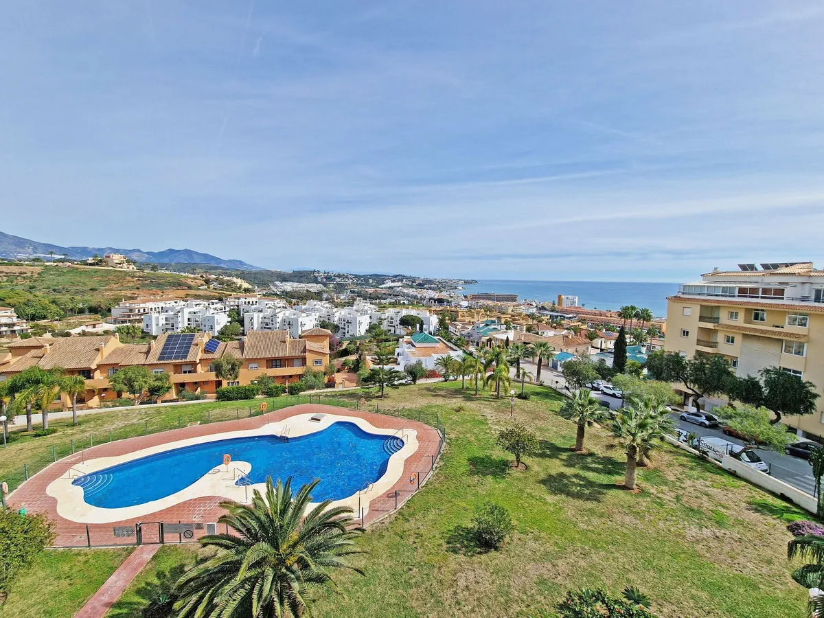 55a2db0e-d2a7-4a75-9dff-292c13093e98