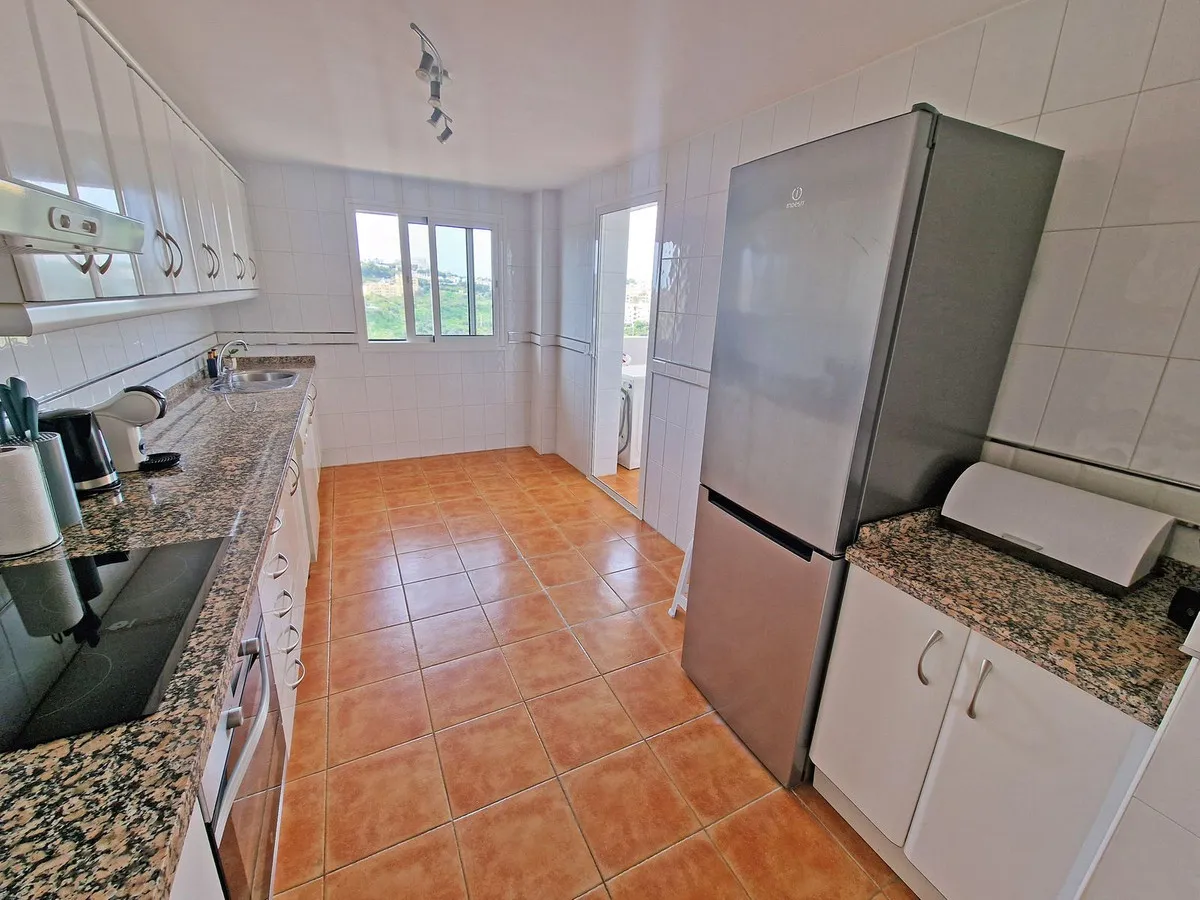 7d938f3f-e8a7-4556-ba85-82dea7142038