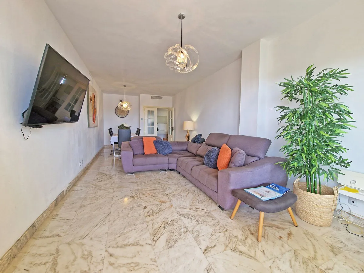 c5d9513d-d16a-4d18-b07d-2b9e269ca158