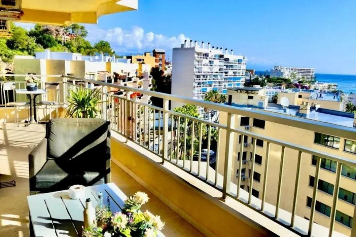 85940d2e-3537-4f25-9fd7-d85f60795331