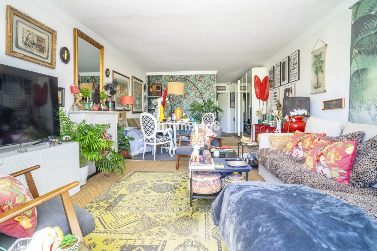 77e0d4c2-0efc-4d42-8800-07eda5fedf21