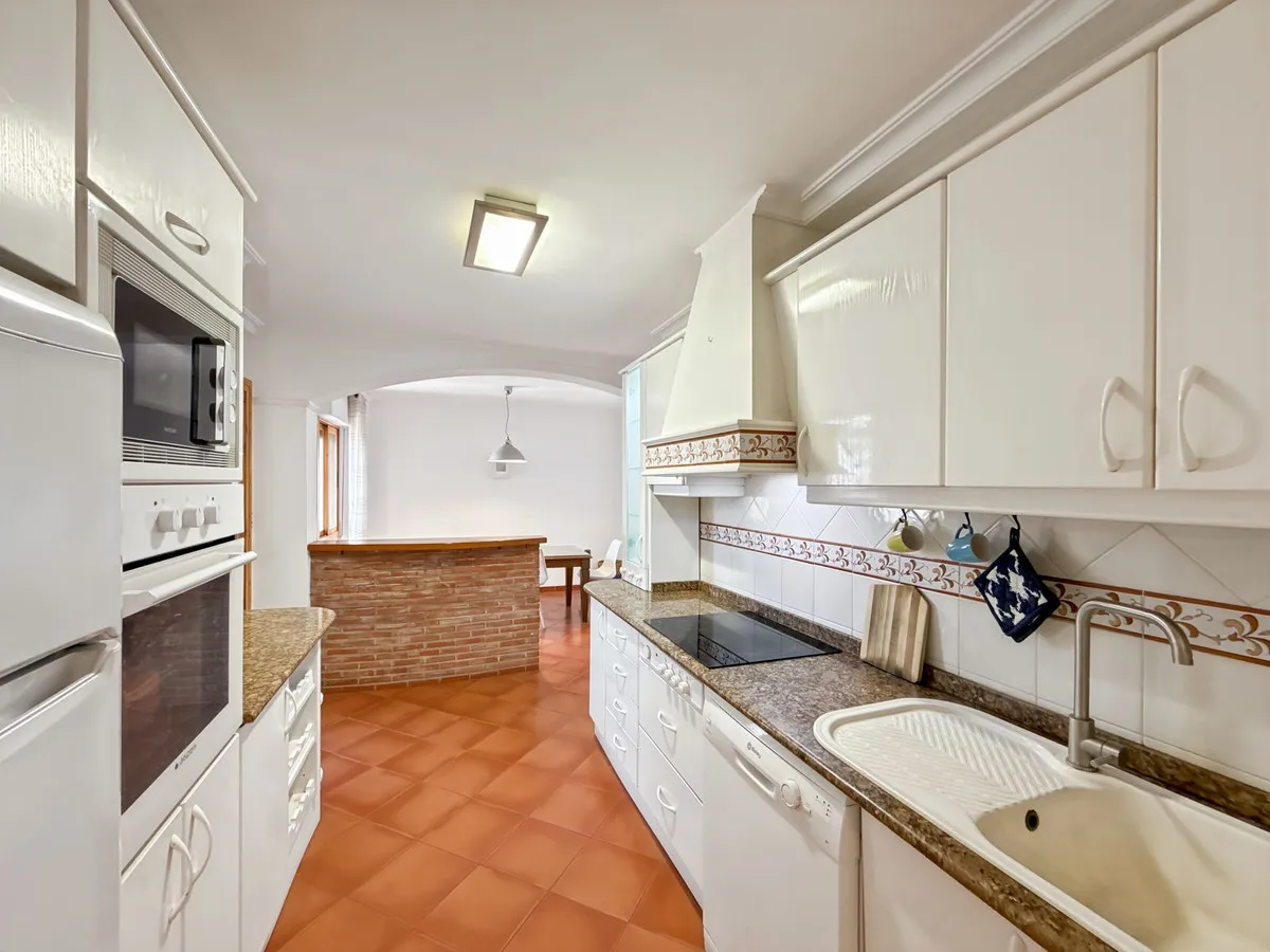 8b241946-f1b0-4b27-9d67-fac7ac6e94d1