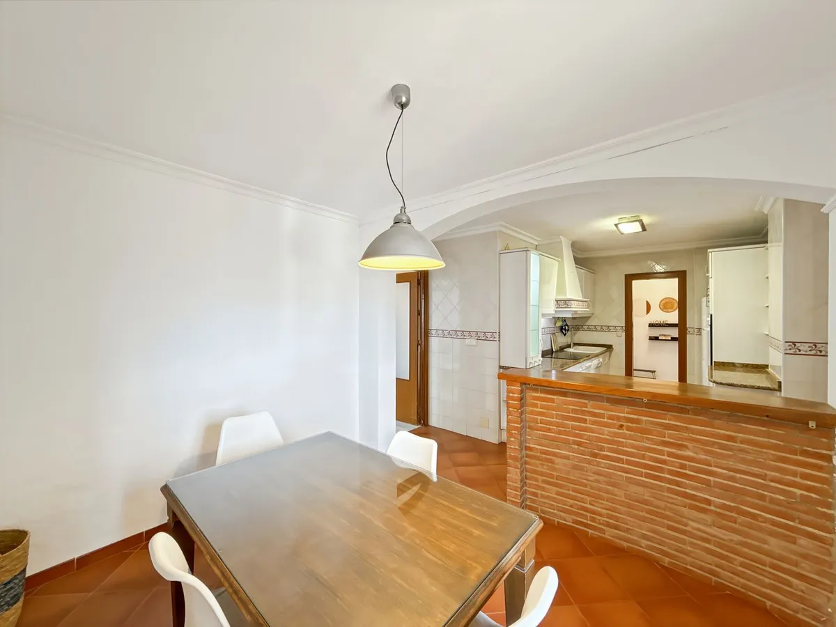 9b312b46-5198-455a-acf3-0059bd0c2585